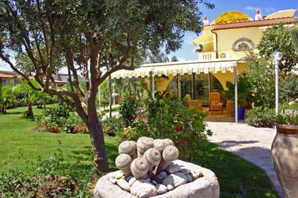 Park Hotel La Villa Форио Экстерьер фото
